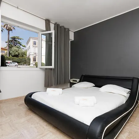 Immogroom - 2 Bedroom - Bright - Wifi - Terrace - Ac شقة